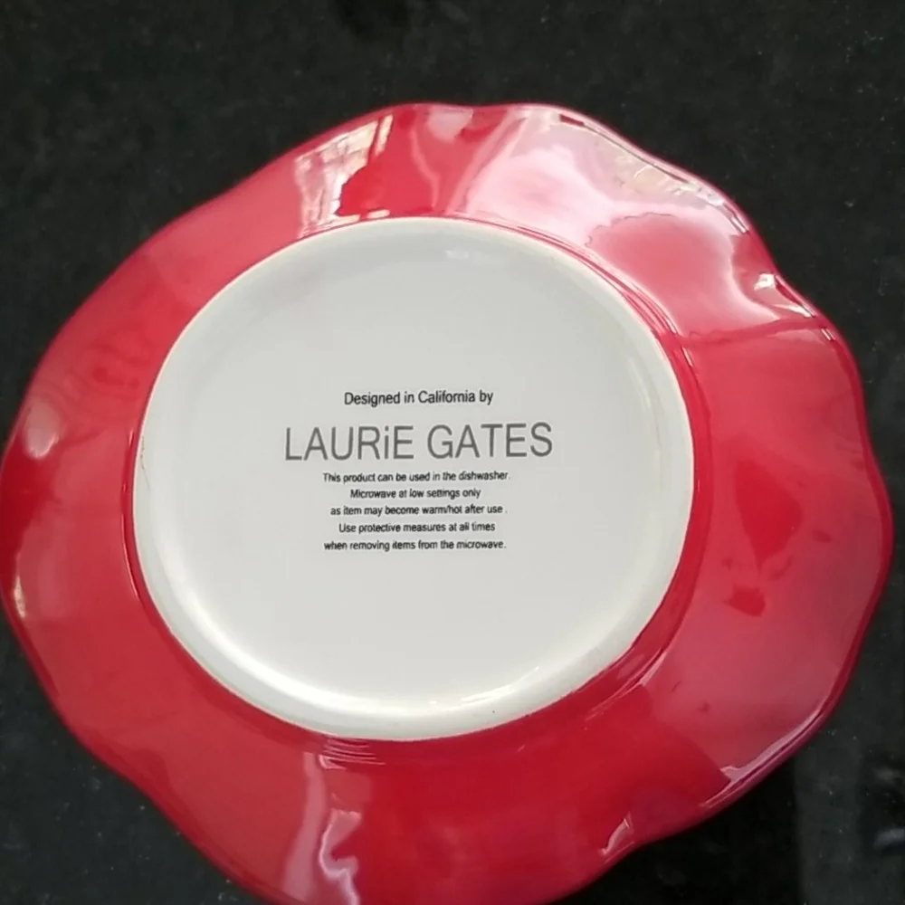 Laurie Gates Poppy Plate